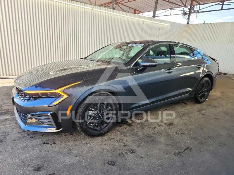 2026 KIA K5 фото