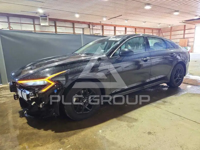 2026 KIA K5 фото