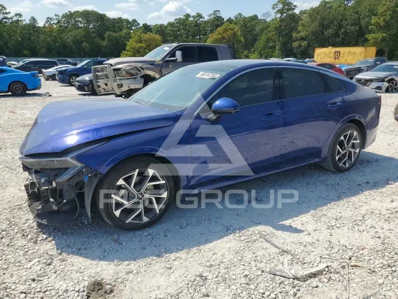 2026 KIA K5 photo