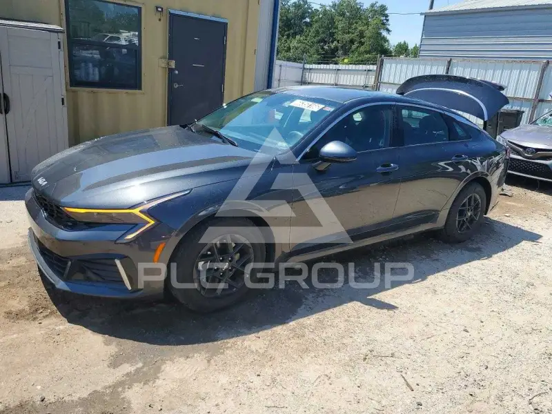 2026 KIA K5 фото