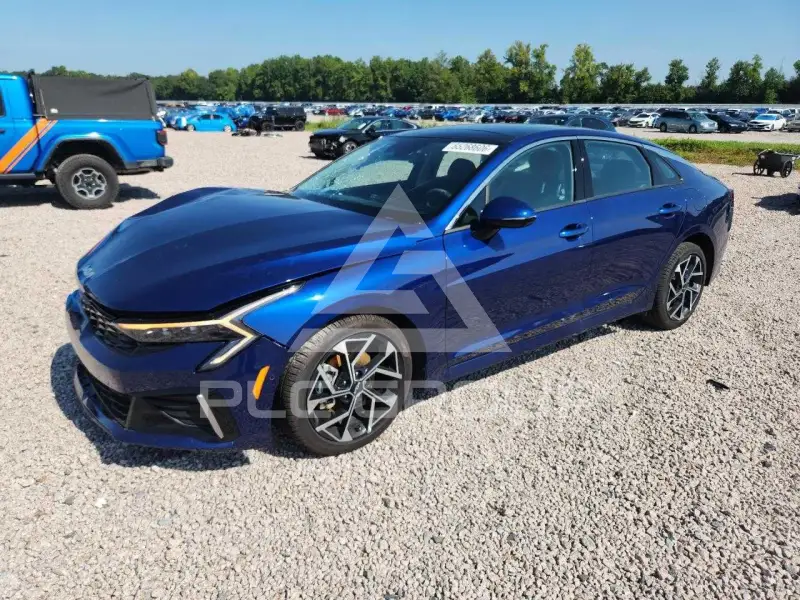 2026 KIA K5 фото