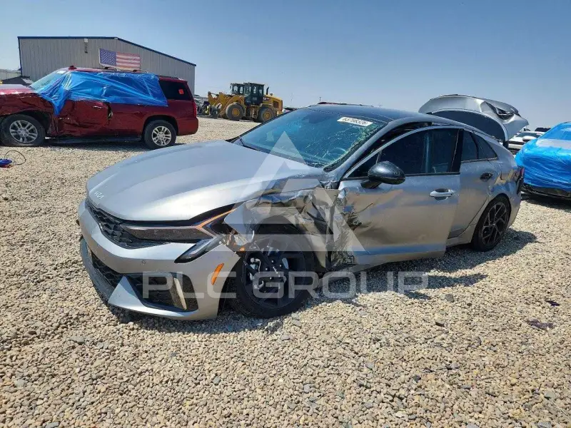 2026 KIA K5 photo