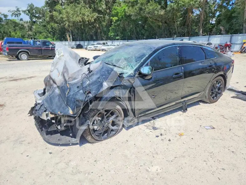 2026 KIA K5 фото