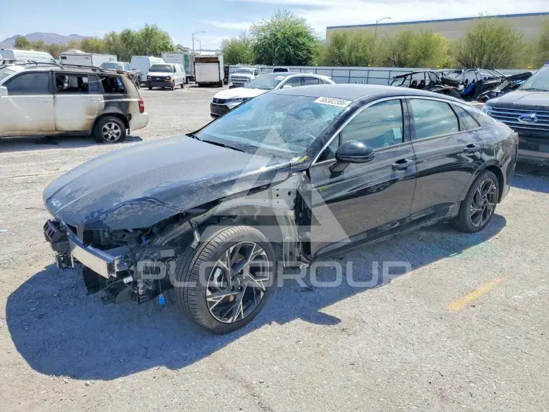 2026 KIA K5 фото