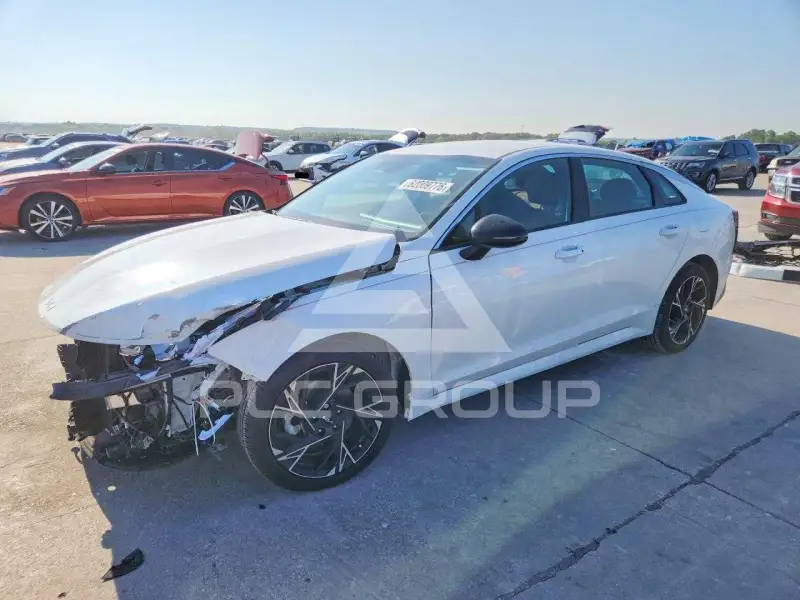 2026 KIA K5 photo