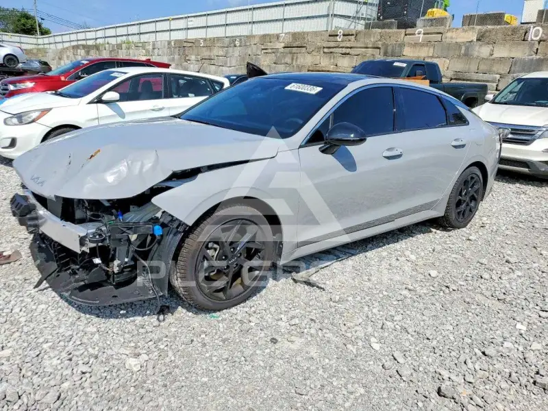 2026 KIA K5 фото