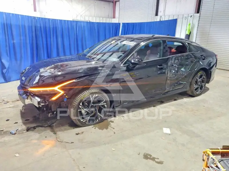 2026 KIA K5 фото