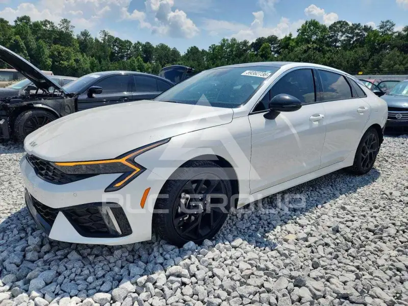 2026 KIA K5 фото