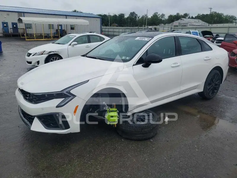 2026 KIA K5 фото