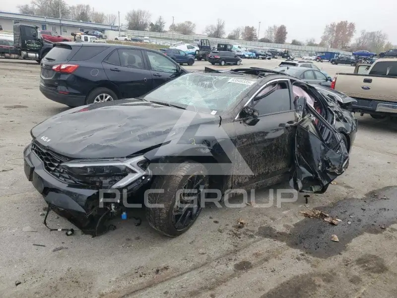 2026 KIA K5 фото
