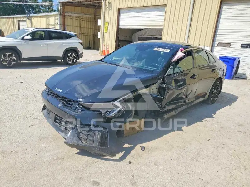 2026 KIA K5 фото