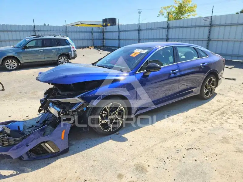 2026 KIA K5 фото