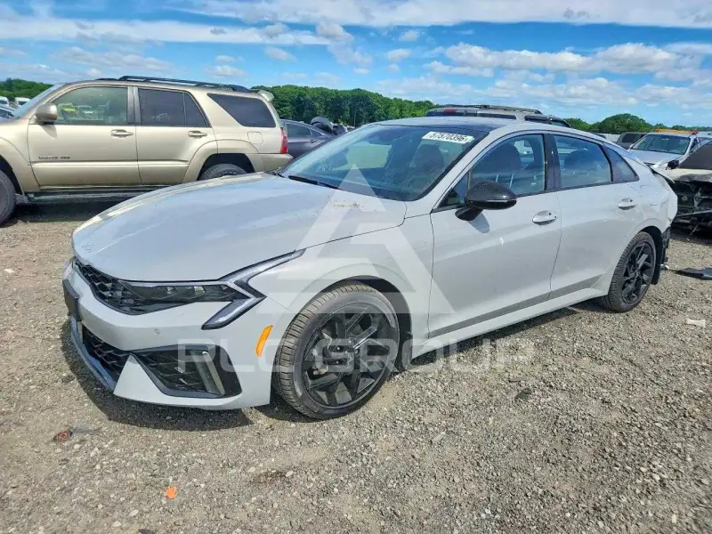 2026 KIA K5 photo