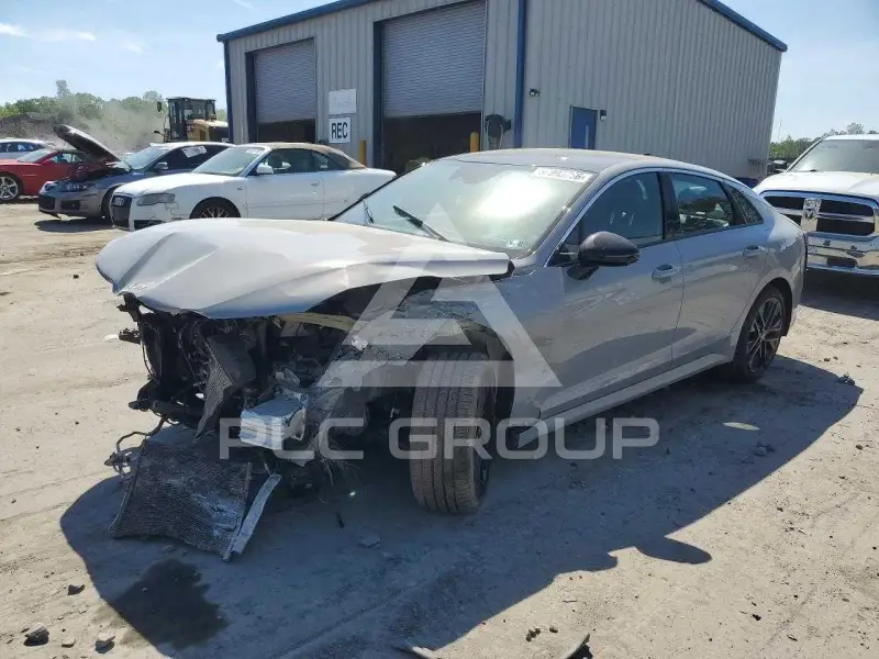 2026 KIA K5 photo