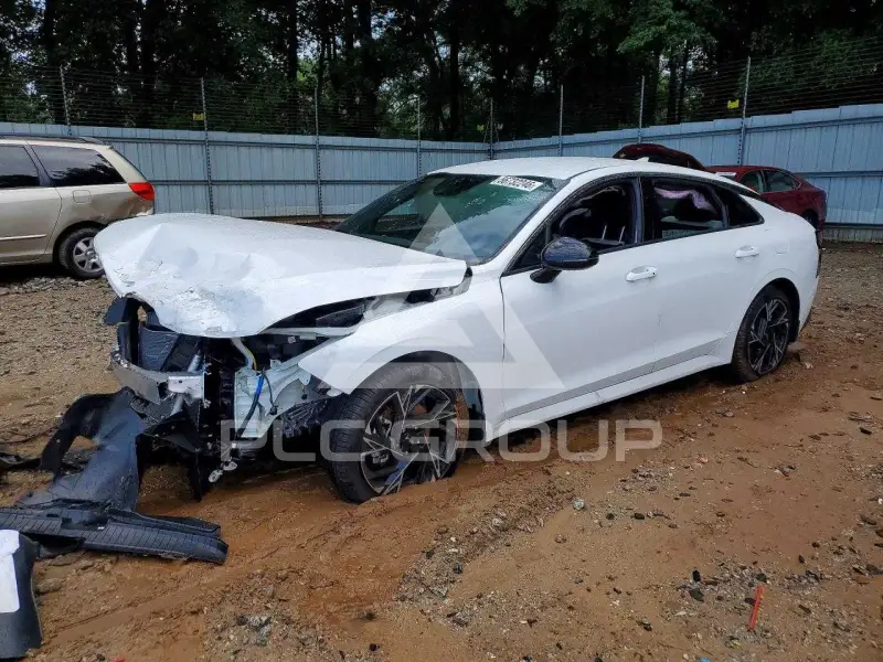 2026 KIA K5 photo