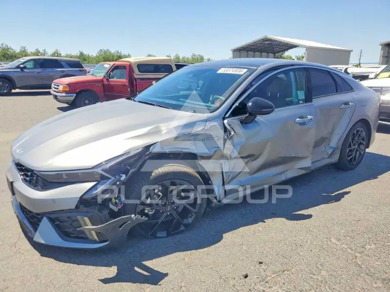 2026 KIA K5 фото