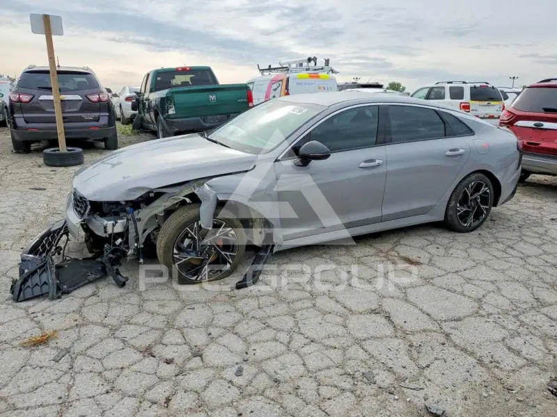 2026 KIA K5 photo