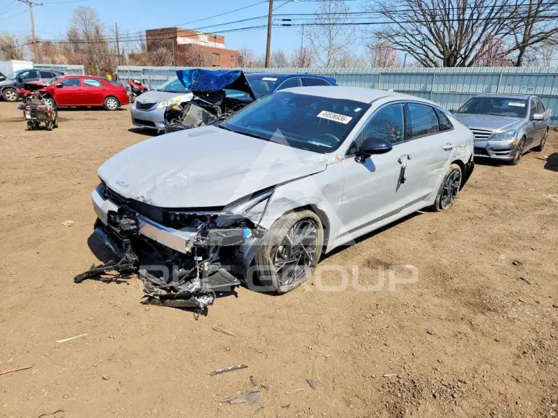 2026 KIA K5 фото