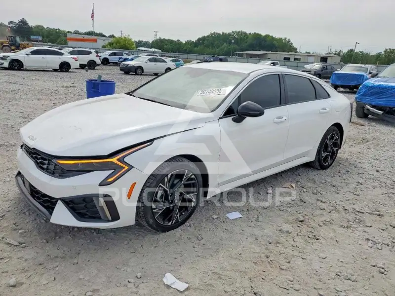 2026 KIA K5 фото