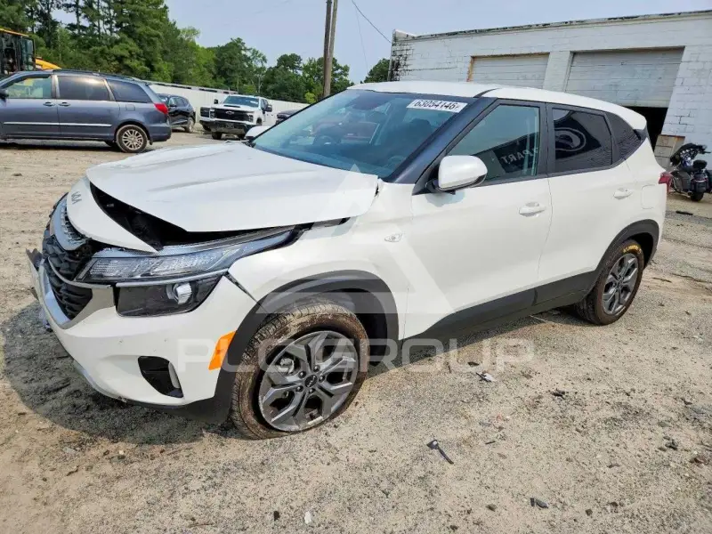 2026 KIA Seltos фото