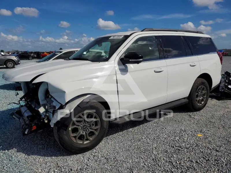 2026 Ford EXPEDITION photo