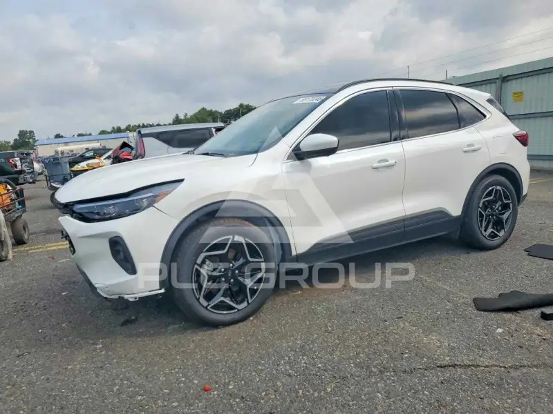 2026 Ford ESCAPE фото