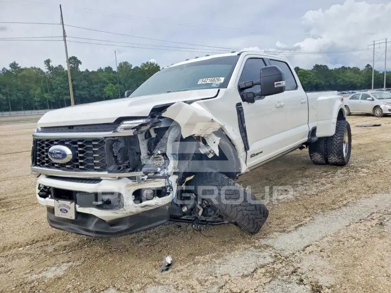 2026 Ford F-450 фото