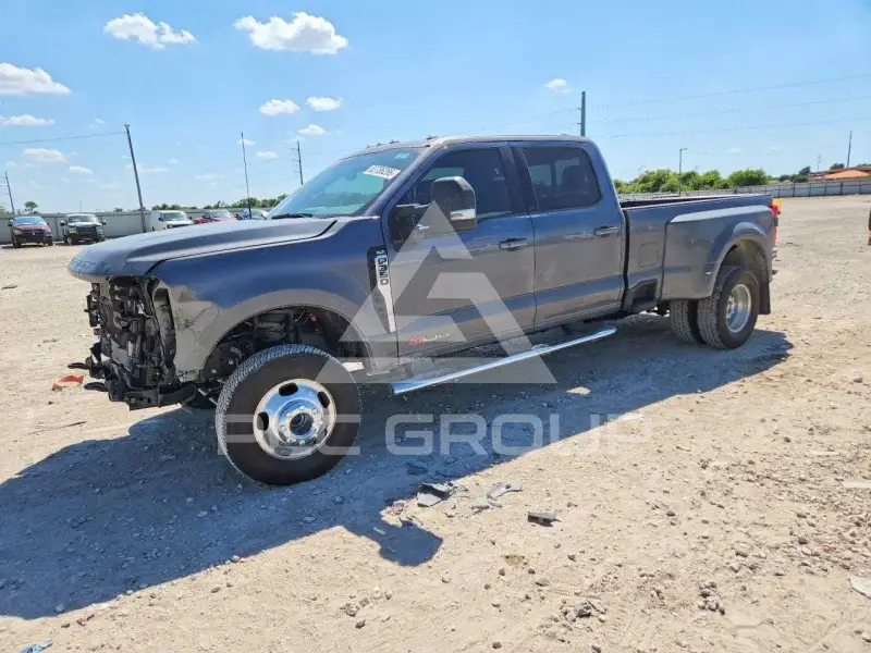 2026 Ford F-350 фото