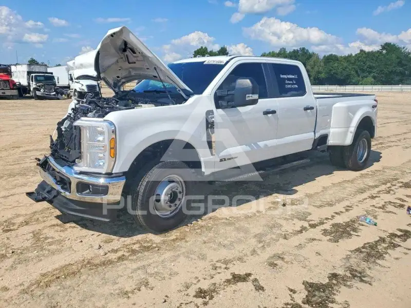 2026 Ford F-350 фото