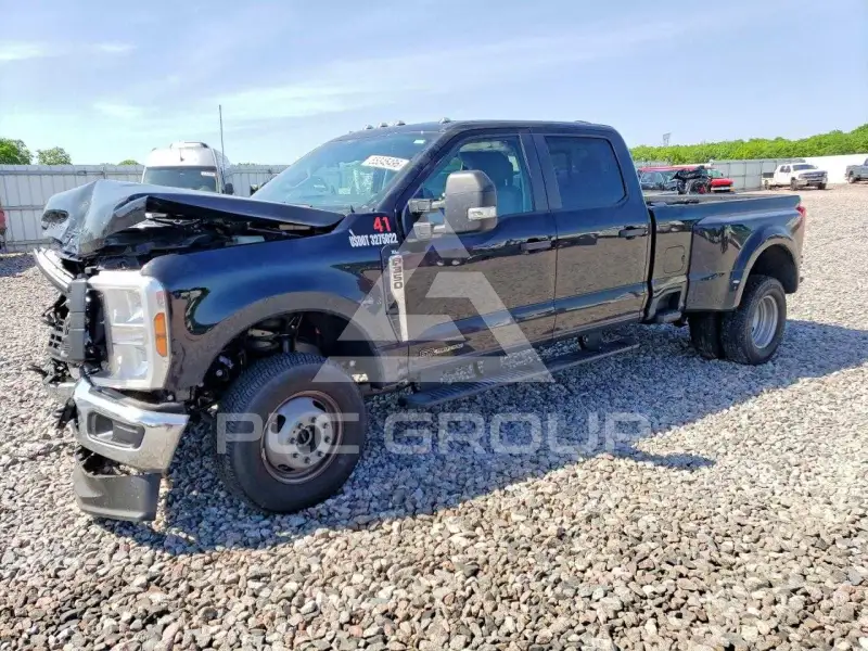 2026 Ford F-350 photo