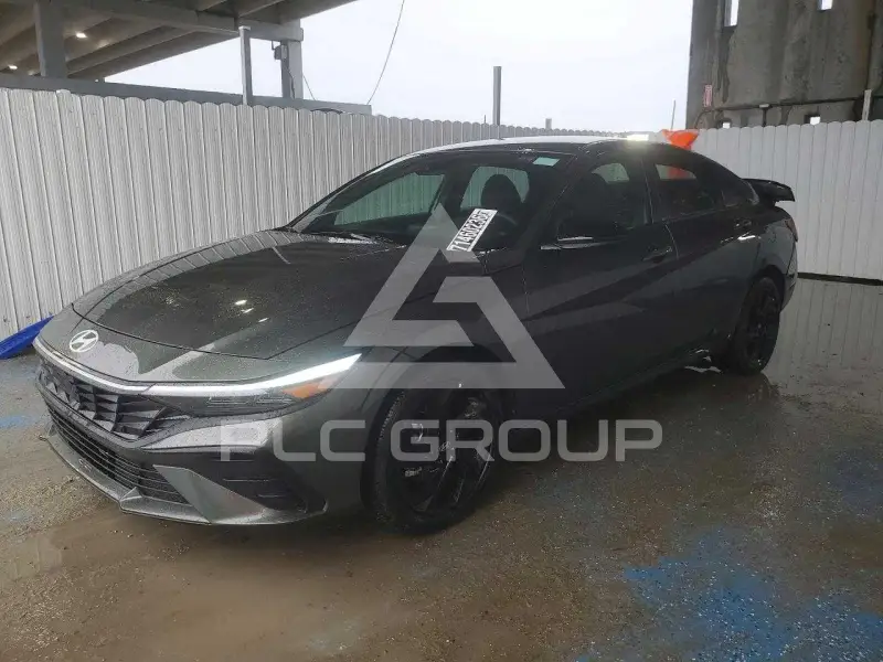 2026 Hyundai Elantra фото