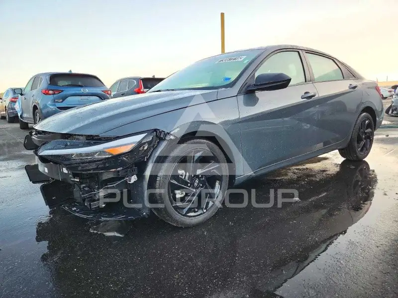 2026 Hyundai Elantra фото