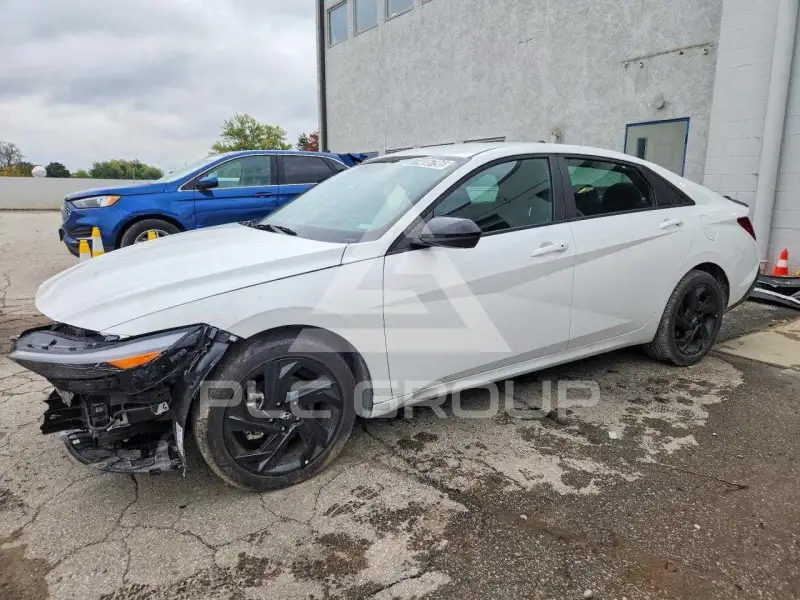 2026 Hyundai Elantra фото