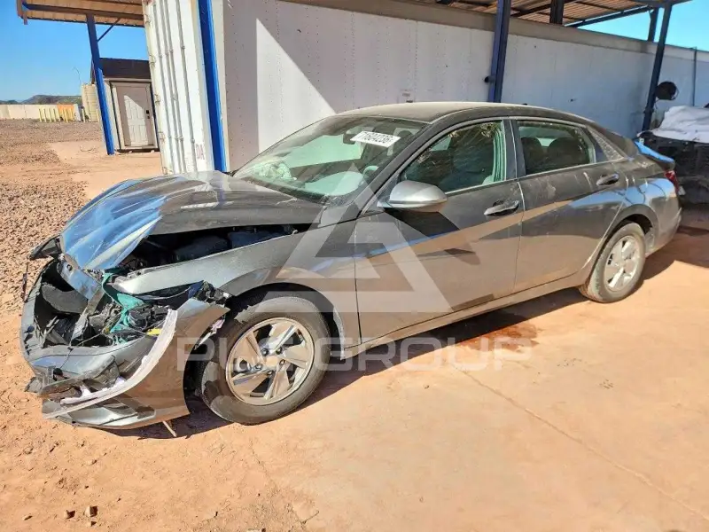 2026 Hyundai Elantra фото