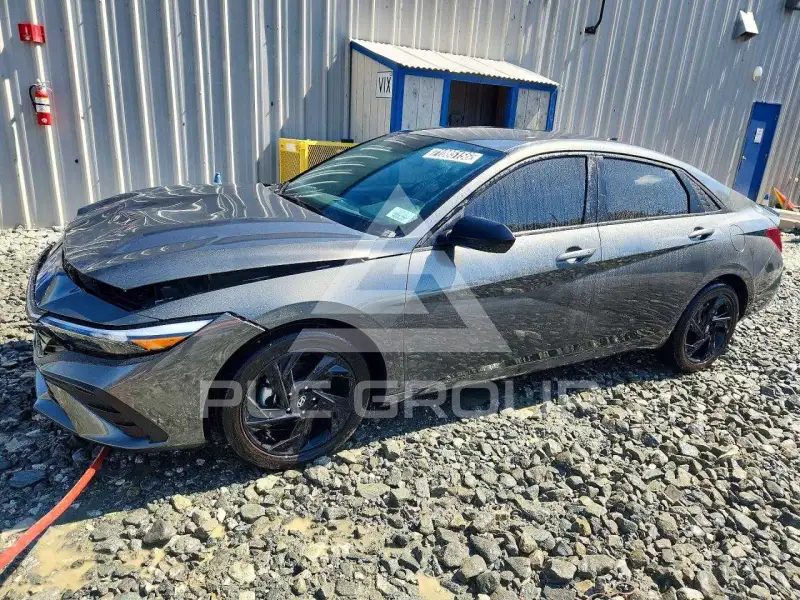 2026 Hyundai Elantra фото