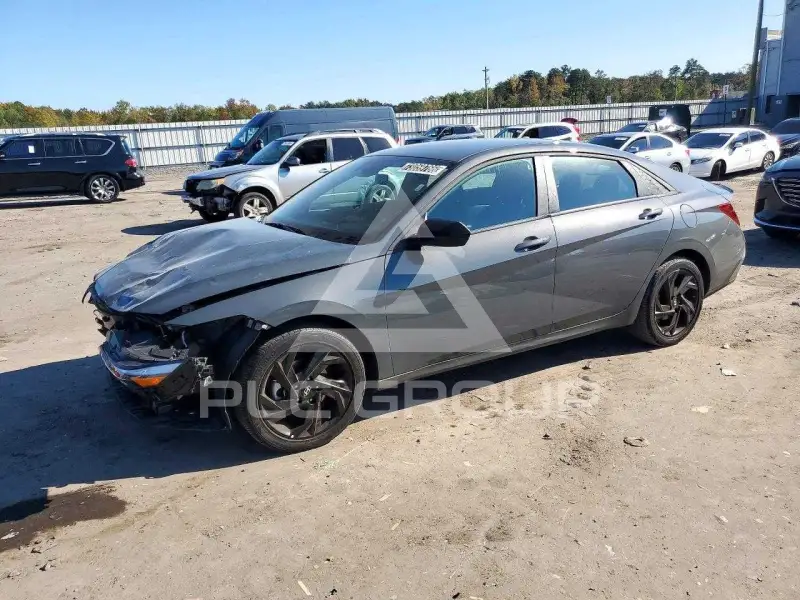 2026 Hyundai Elantra фото