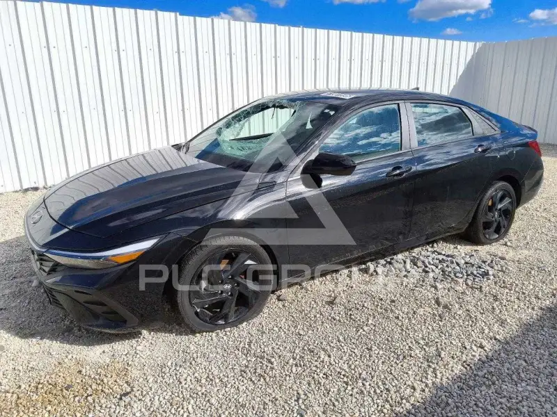 2026 Hyundai Elantra фото