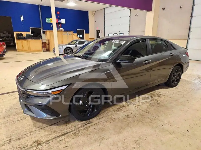 2026 Hyundai Elantra фото