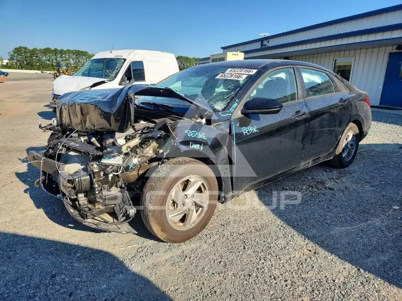 2026 Hyundai Elantra фото
