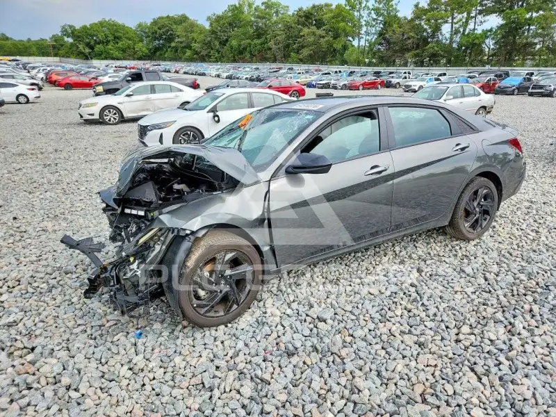 2026 Hyundai Elantra фото