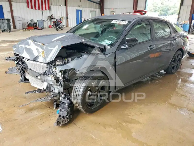 2026 Hyundai Elantra photo