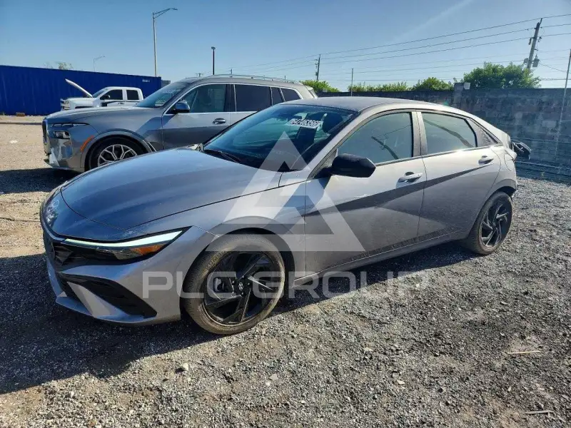 2026 Hyundai Elantra photo