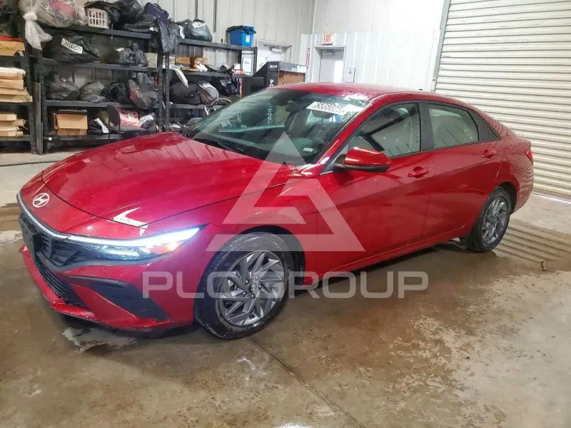 2026 Hyundai Elantra photo