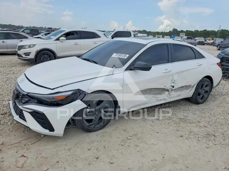 2026 Hyundai Elantra фото