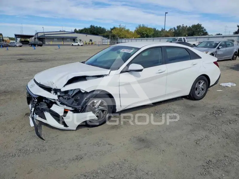 2026 Hyundai Elantra фото
