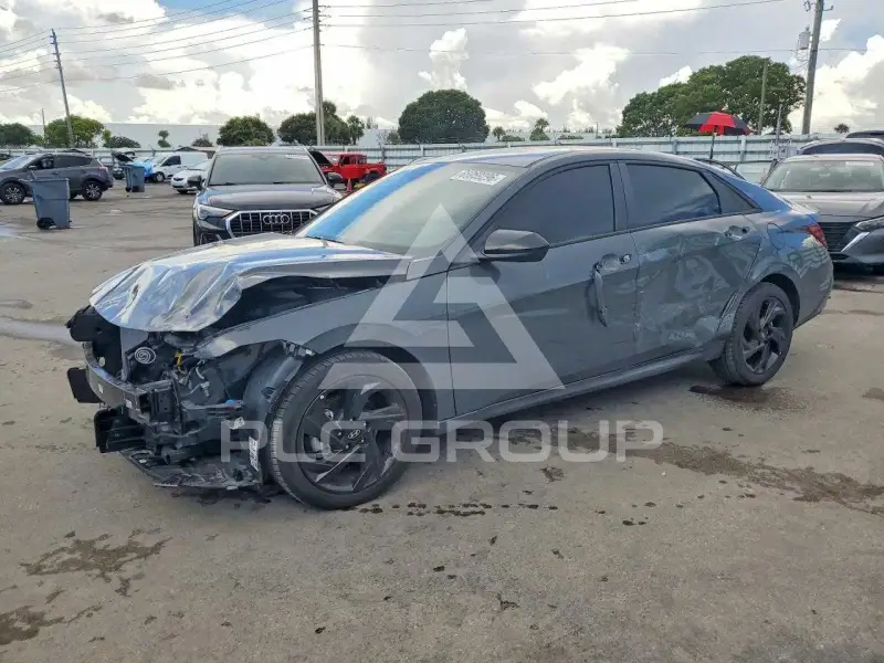 2026 Hyundai Elantra фото