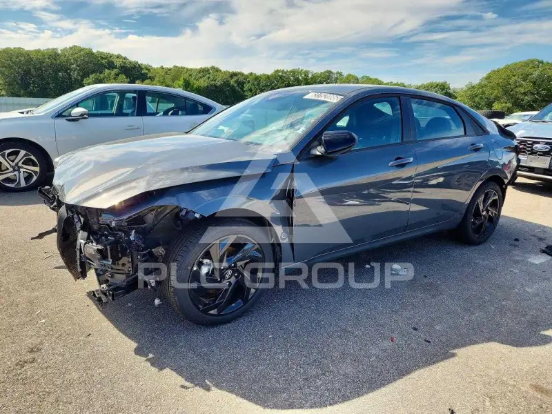 2026 Hyundai Elantra фото