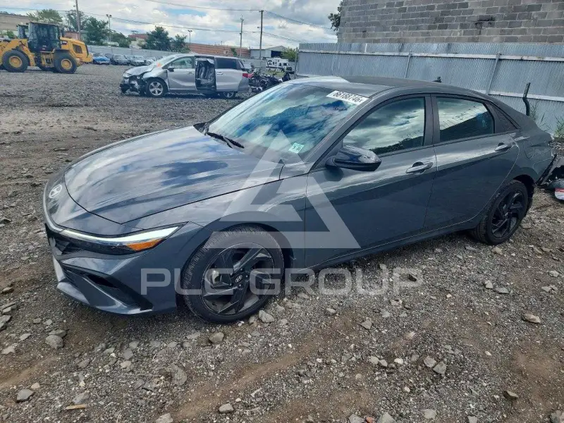 2026 Hyundai Elantra фото