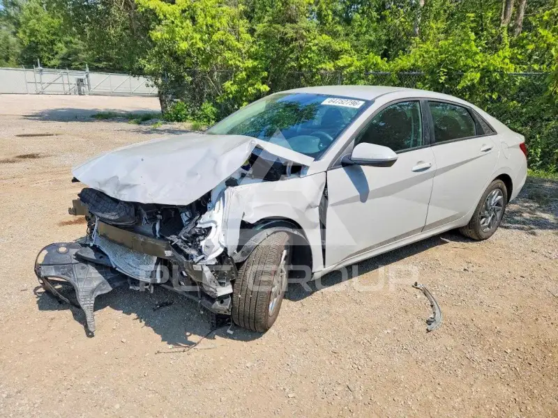 2026 Hyundai Elantra фото