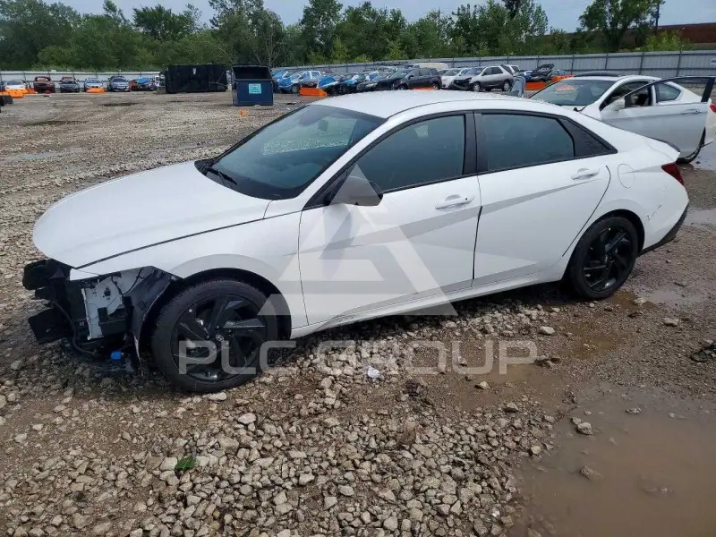 2026 Hyundai Elantra photo
